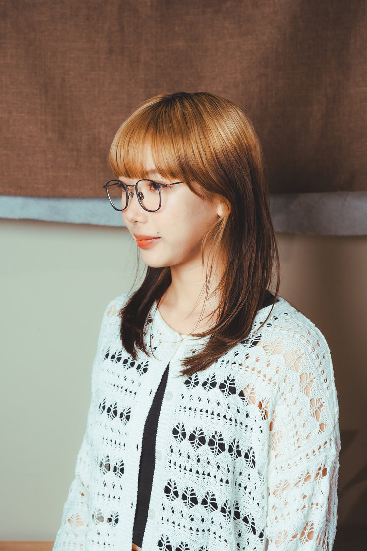 Thick gold-rimmed square eyeglass frames | GENIC STYLE 143 | Depth numbers apply